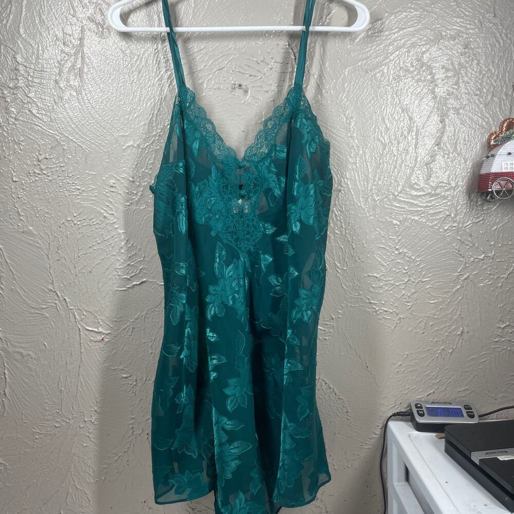 Solange‎ Satin Green Sexy Night Gown size 14/16